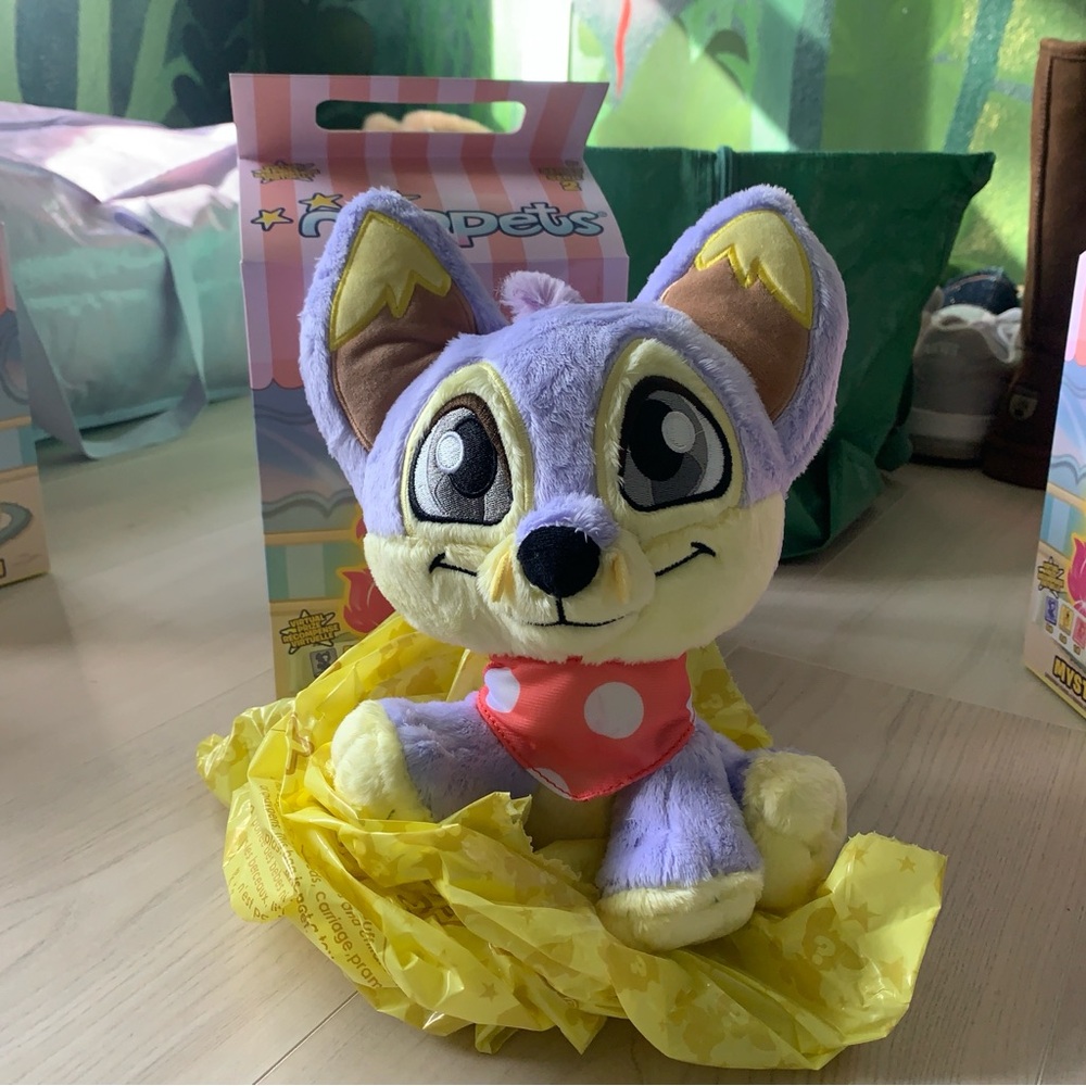 Neopets Baby Lupe Collectible Blind Boc Plush With Code rare 2 in 8